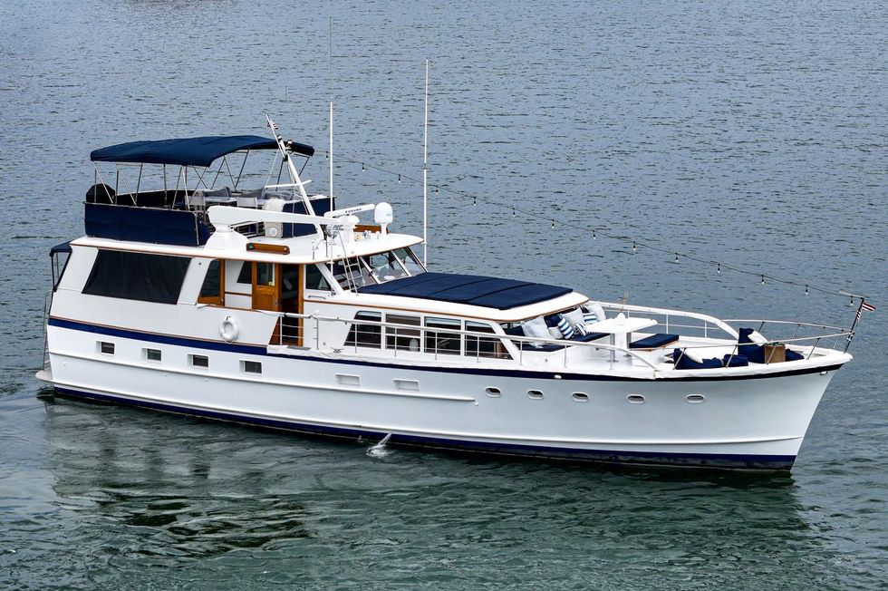 Safe Harbor Sunroad Yacht